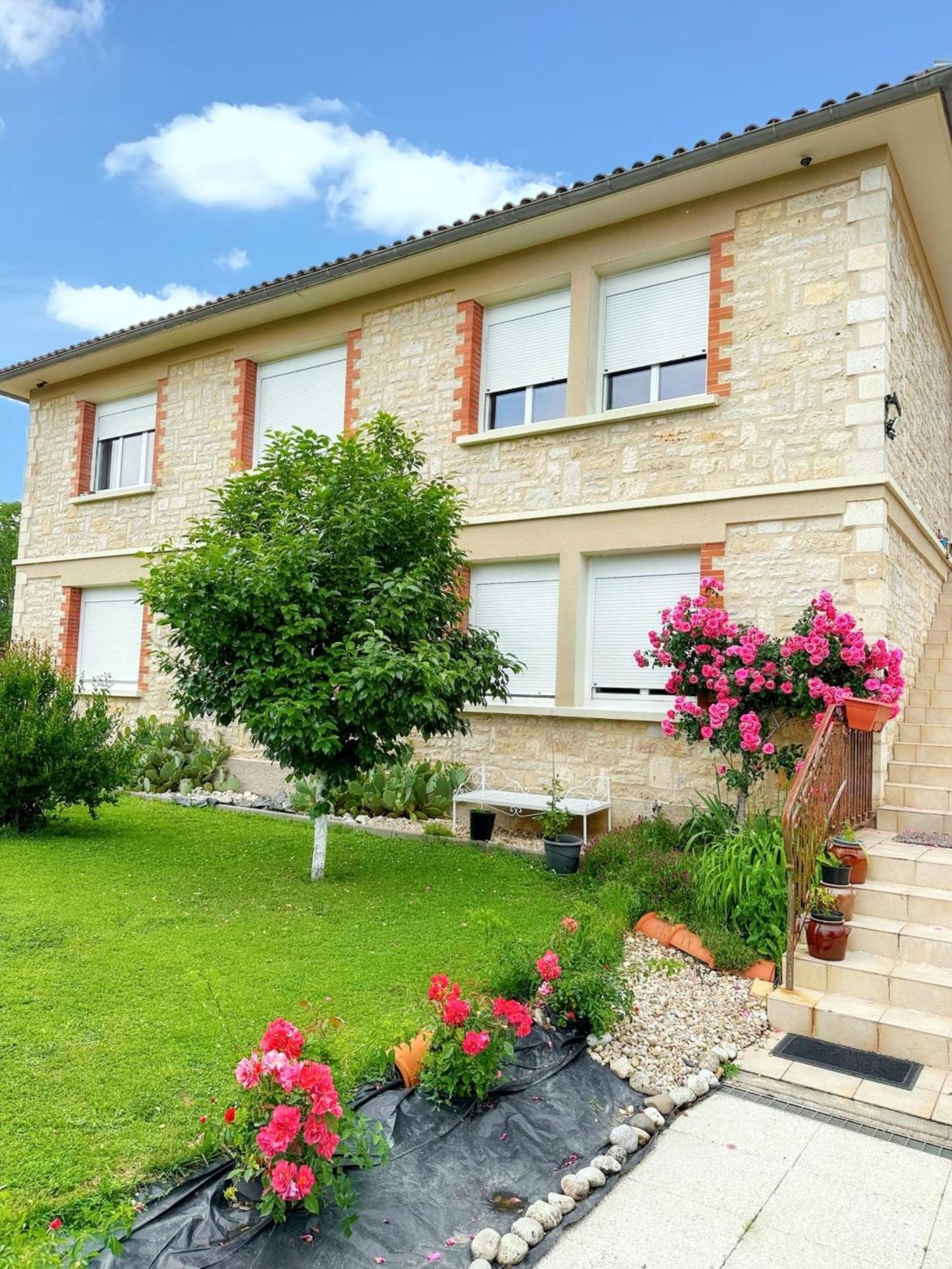 Appartement Charmant A Toulonjac Avec Jardin Et Terrasse 110 M² Exteriér fotografie