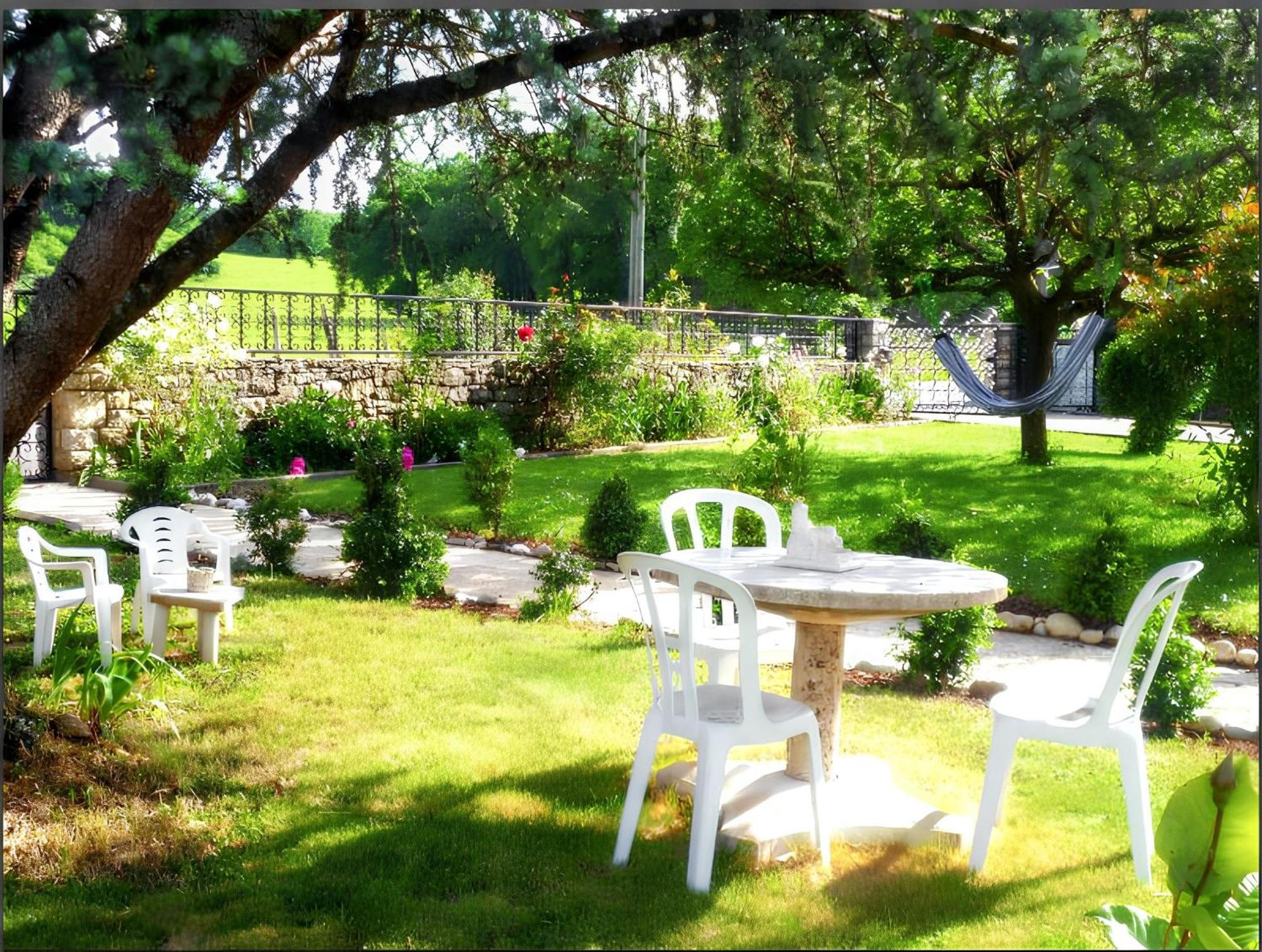 Appartement Charmant A Toulonjac Avec Jardin Et Terrasse 110 M² Exteriér fotografie